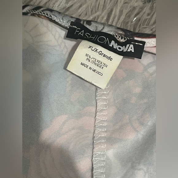 Fashion Nova jumpsuit - Picture 9 of 11